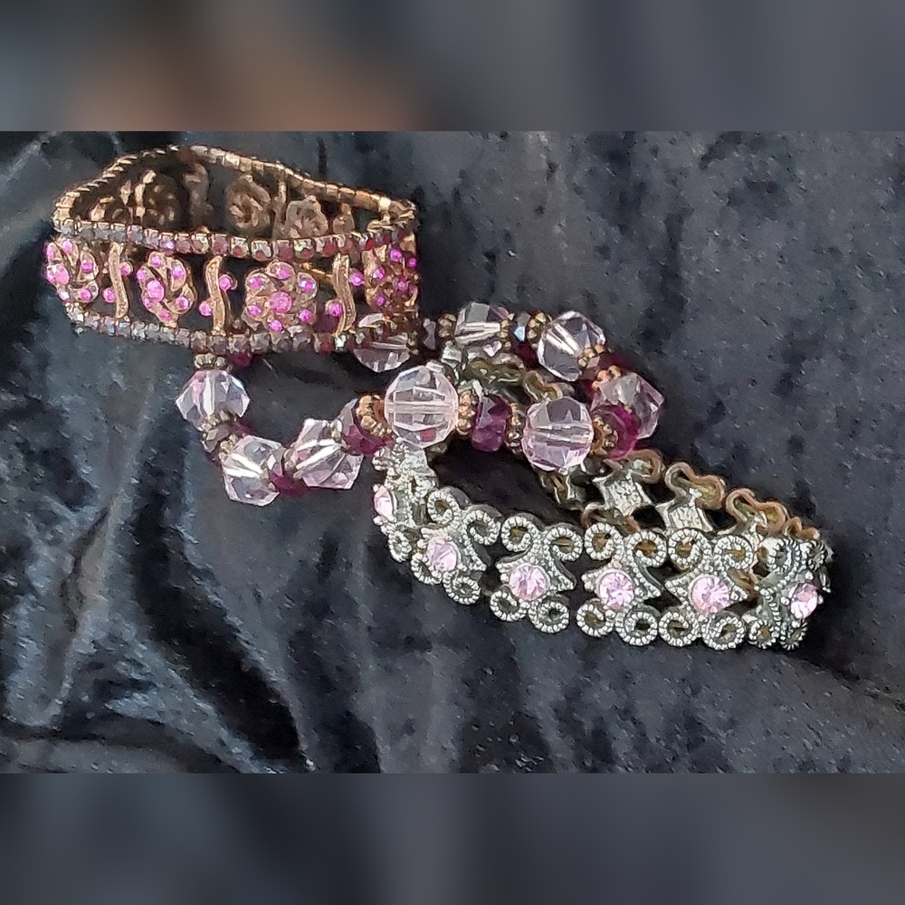 VINTAGE 3 STRETCH BRACELETS in PINKS